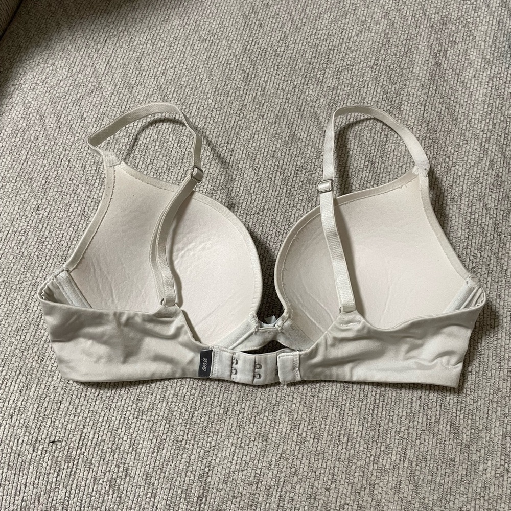 ✨Brooke Aerie White Bra Size 32C - Picture 3 of 6